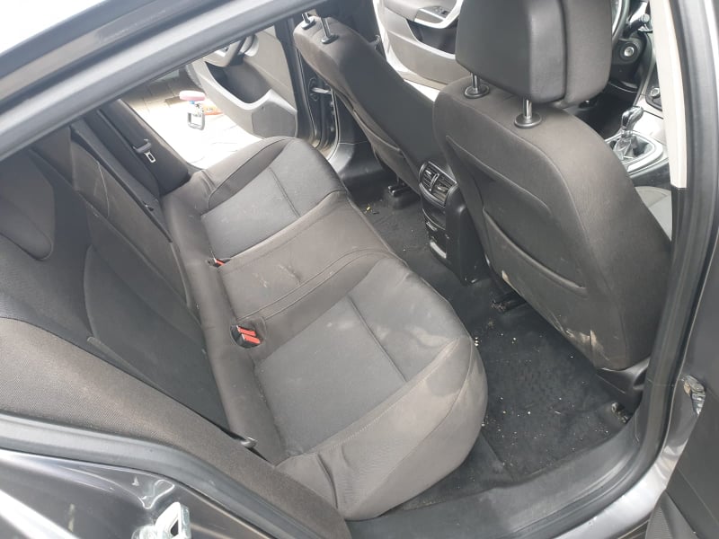 curatare tapiterie auto interior auto scaune bancheta auto cu aburi aspirator injectie extractie cu aburi