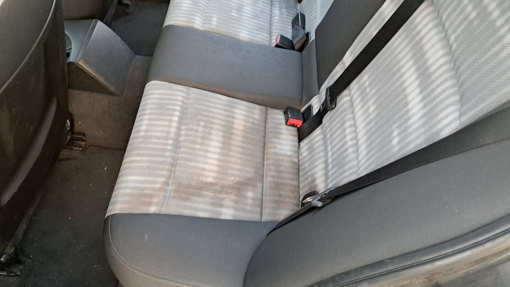 curatare aburi spalare tapiterie canapele saltele igienizare spalatorie clean spot oradea